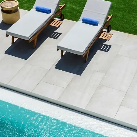 Villa Retreat Hill Villas